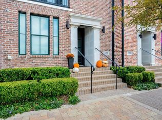 584 S Pearl Expy, Dallas, TX 75201