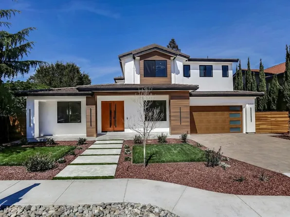 20565 Kirwin Ln, Cupertino, CA 95014