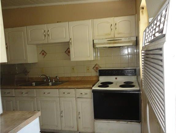 Home For Sale In Southern View