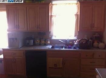 3rd image of 6208 Macarthur Blvd