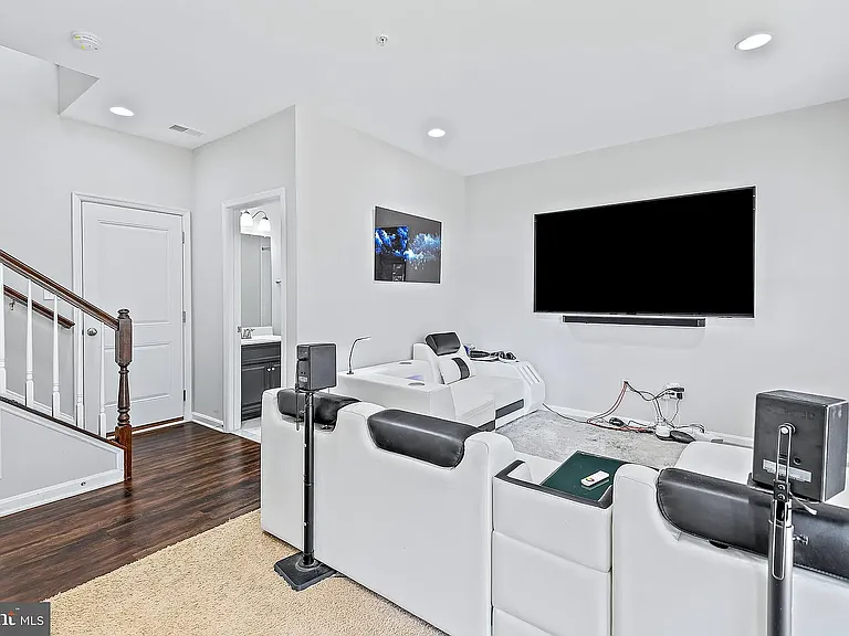 6509 Britannic Pl — Photo 38