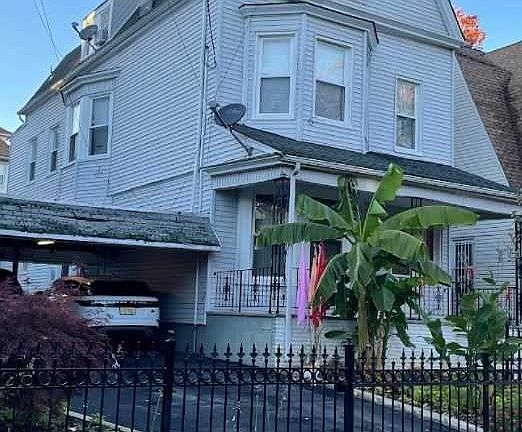 2nd image of 712-714 Clifton Ave