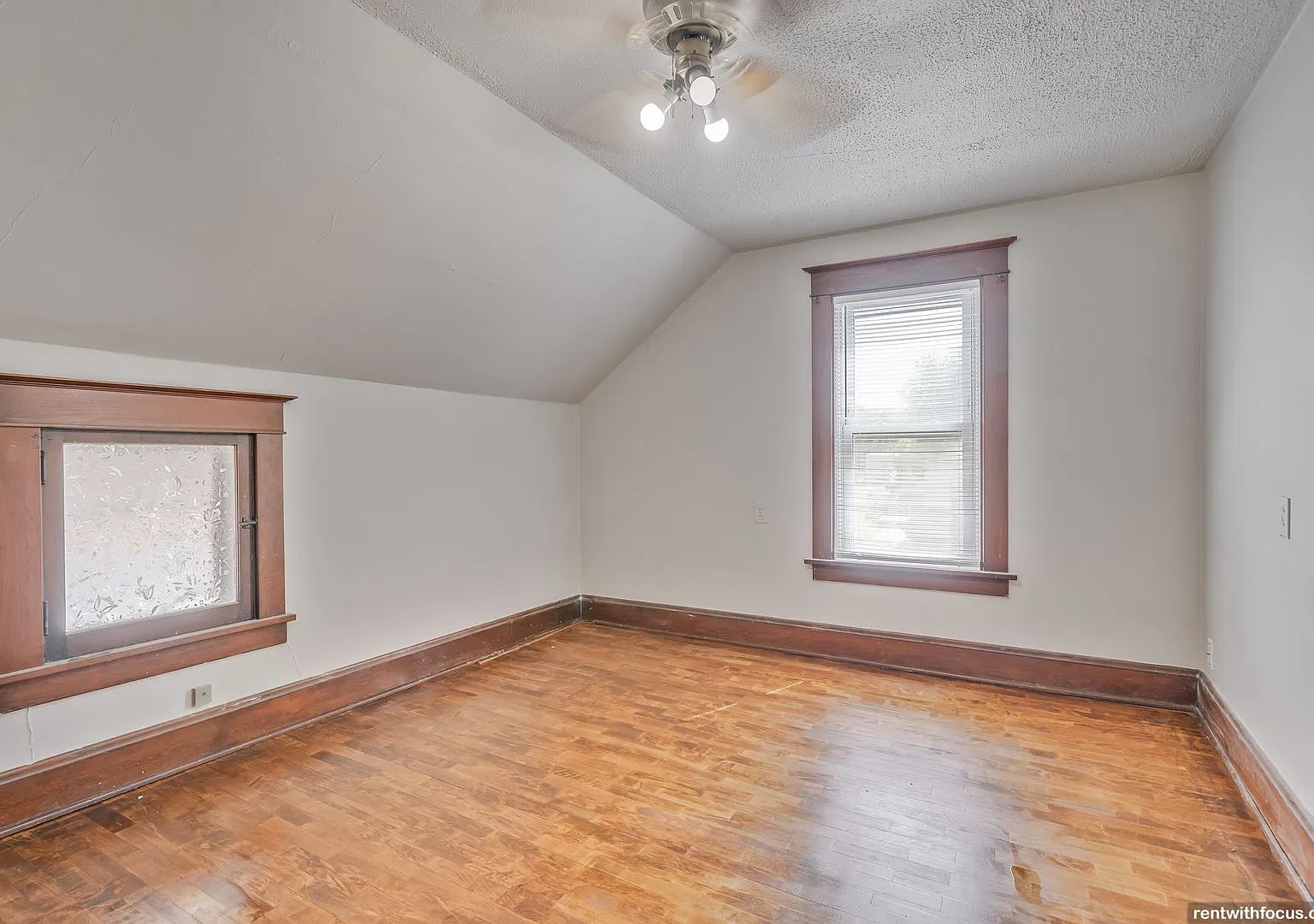 1901 S. Jefferson St. — Photo 3
