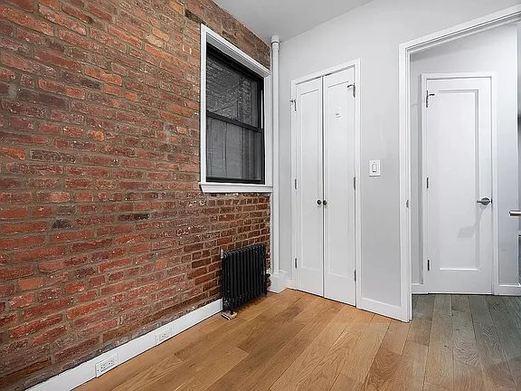 21 Catherine St 3r New York Ny 10038 Zillow