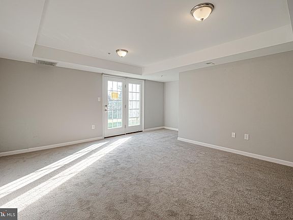 5th image of 132 Larose Dr #130