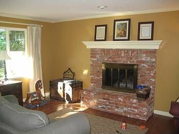 3rd image of 1578 Angelcrest Dr