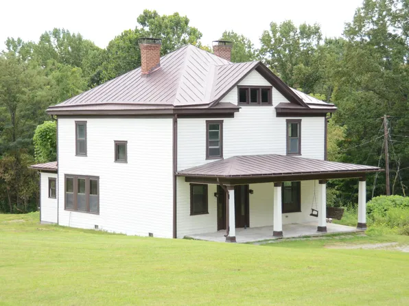 4886 Wade Rd, Roanoke, VA 24018