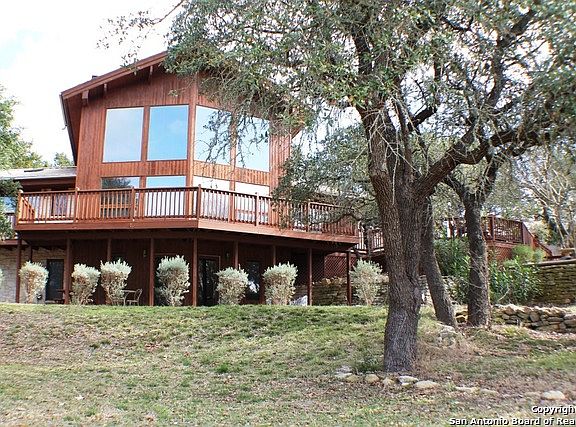 5th image of 1941 Scenic View Dr