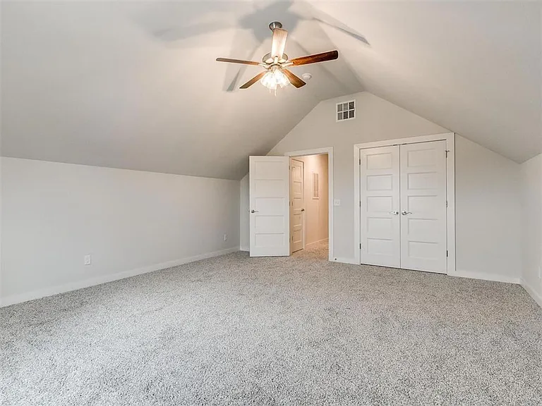 11500 Fairways Ave — Photo 36