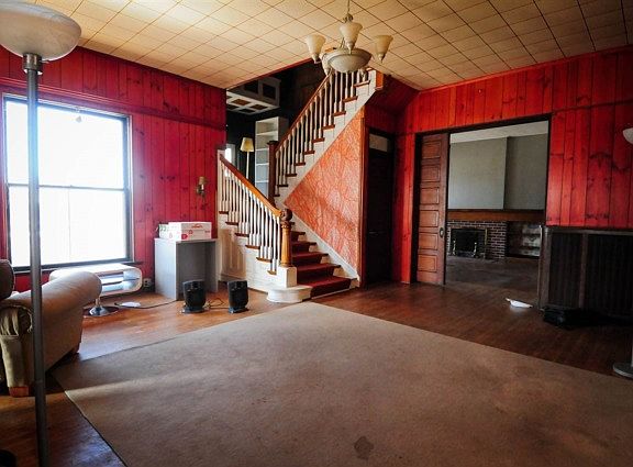 2nd image of 400 N 6th St