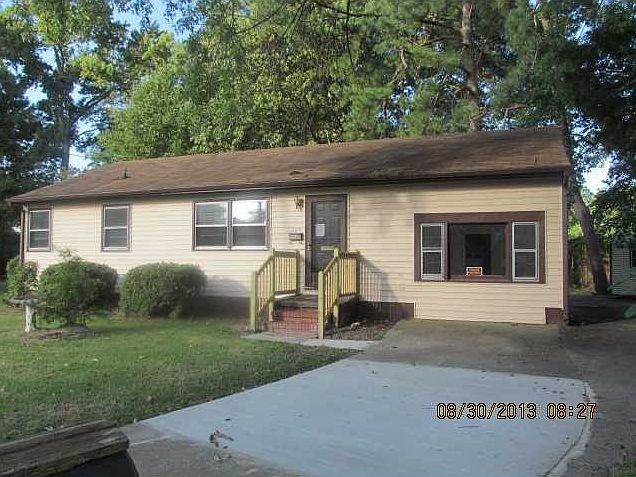 1st image of 229 Canford Dr