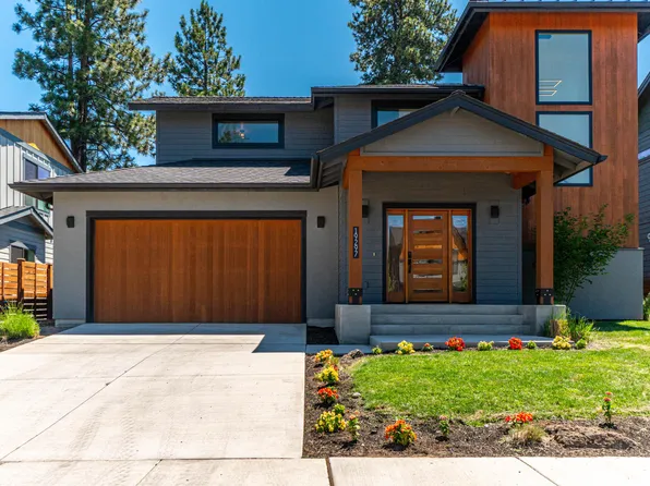 19297 SW Marshmallow Pl, Bend, OR 97702