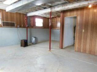 5170 N Sturgeon Rd, Midland, MI 48642