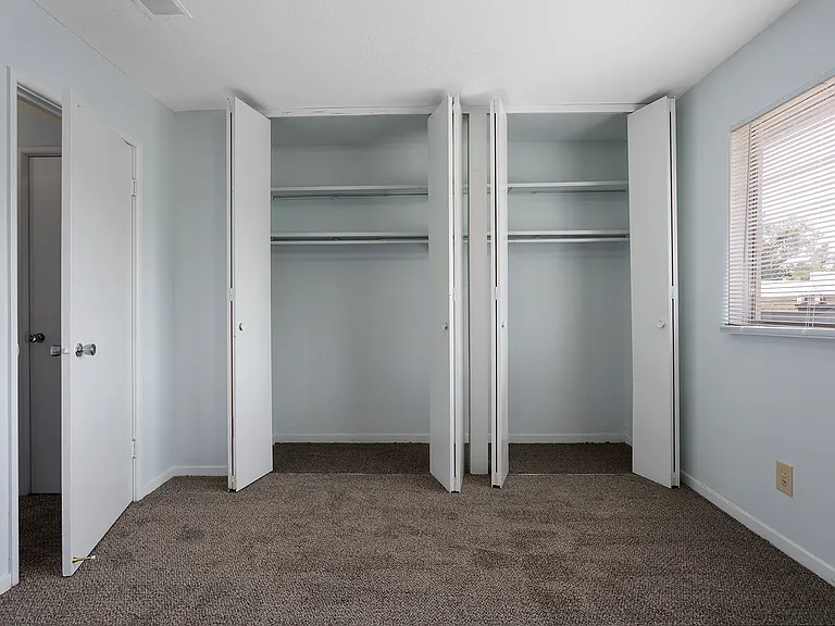 Ashton Court Apartments — Photo 29