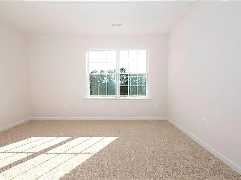 Master Bedroom 2ndFloor-2