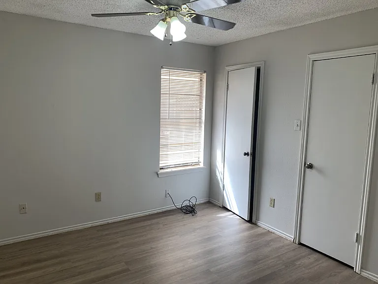 408 Ironton Ave — Photo 8