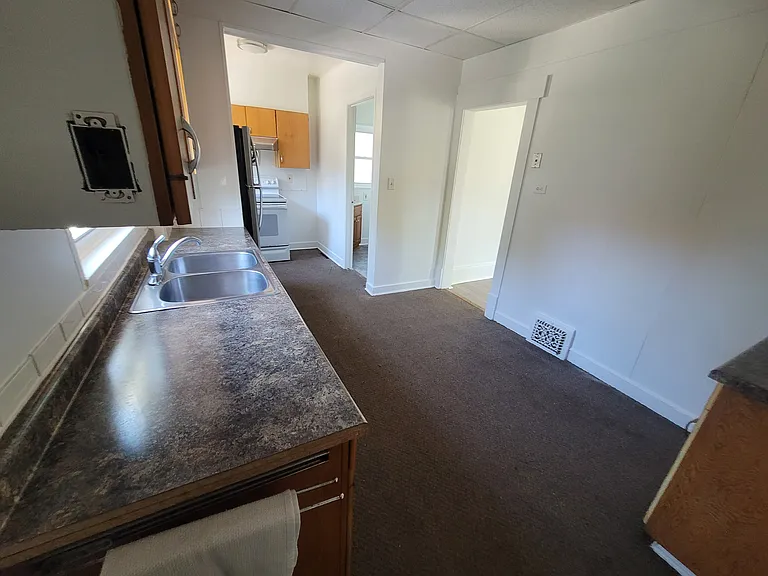 227 N Dwight St #1 — Photo 8