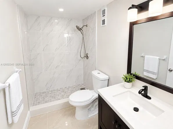 7815 Camino Real, Miami, FL