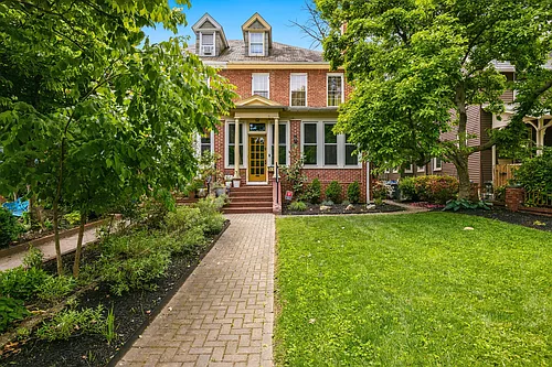 4132 Roland Ave #2 Photo 1