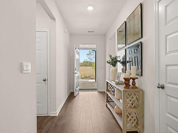 3rd image of 441 Bullock Pass