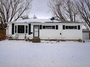 636 Jane St, Waterloo, IA 50701