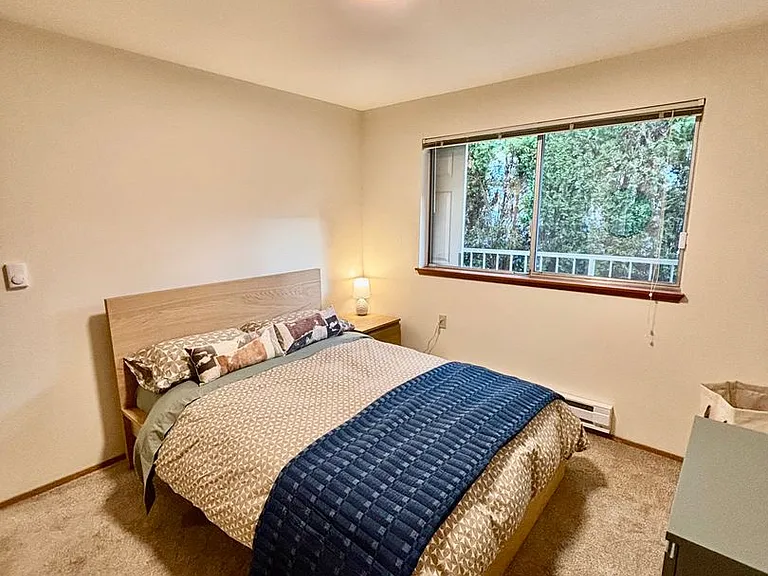 Kelly Anne Apartments — Photo 45