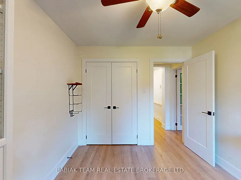 40 Alexander St — Photo 24
