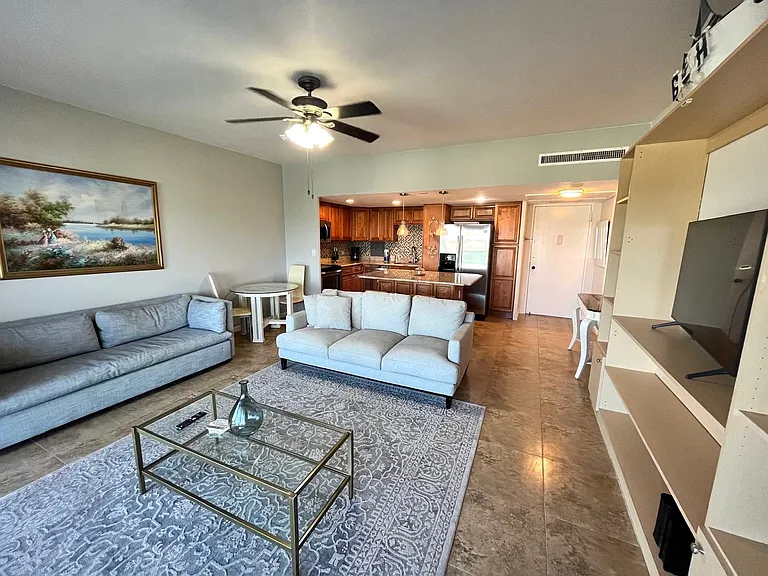 880 Mandalay Ave #802 — Photo 16
