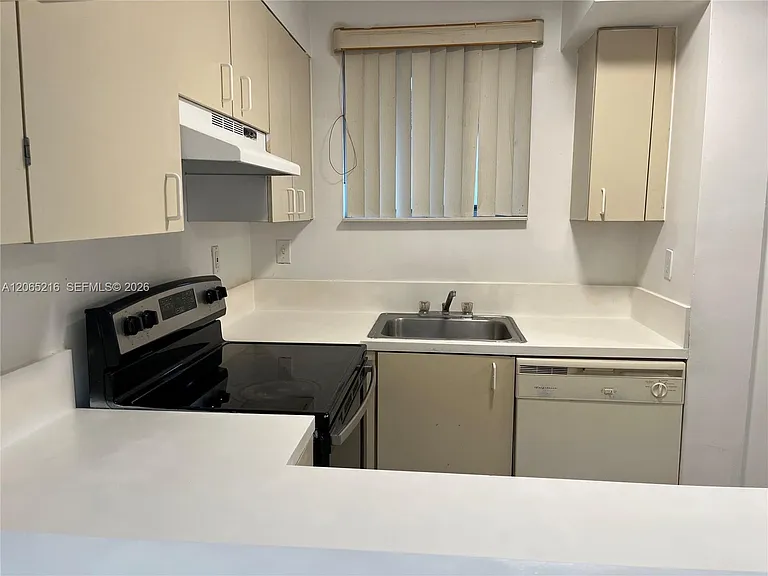 14930 SW 82nd Ter #16-205 — Photo 6