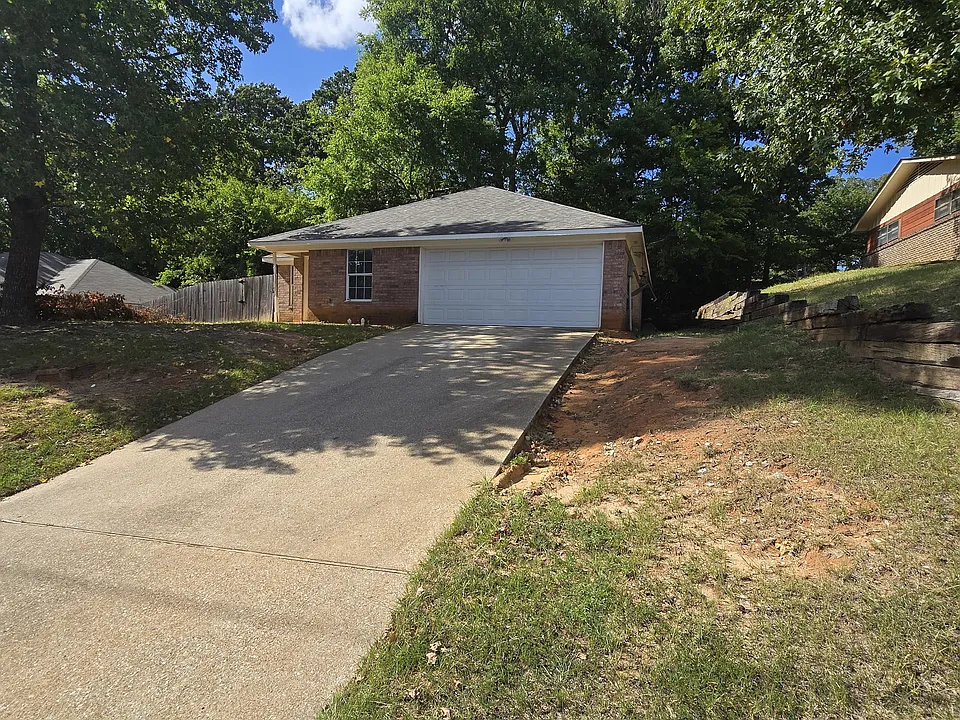 2800 McDonald Rd