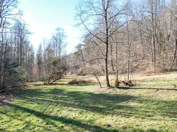 752 War Valley Rd, Rogersville, TN 37857