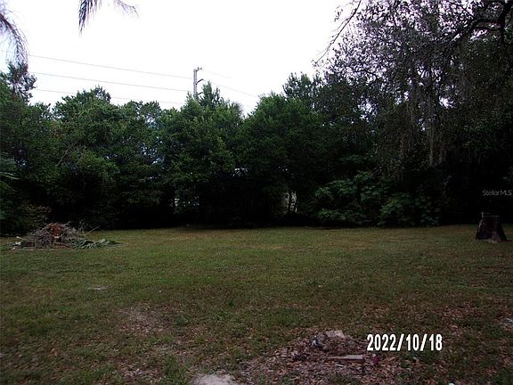 3rd image of 11105 Pinto Dr