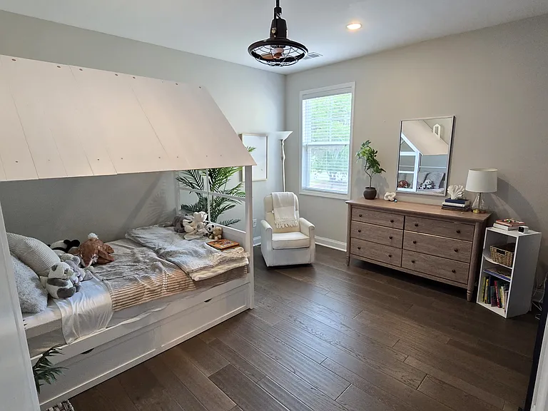 2207 Dewees Creek Dr — Photo 24