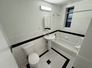Crotona Park Housing LP - 557, Bronx, NY 10456