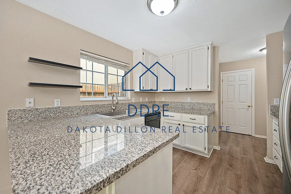 3 bed, 2.5 bath, 1458 sqft, $2,995 — Photo 1