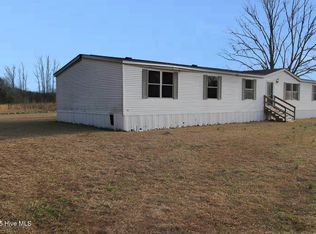 411 Carlonie Dr, Pembroke, NC 28372