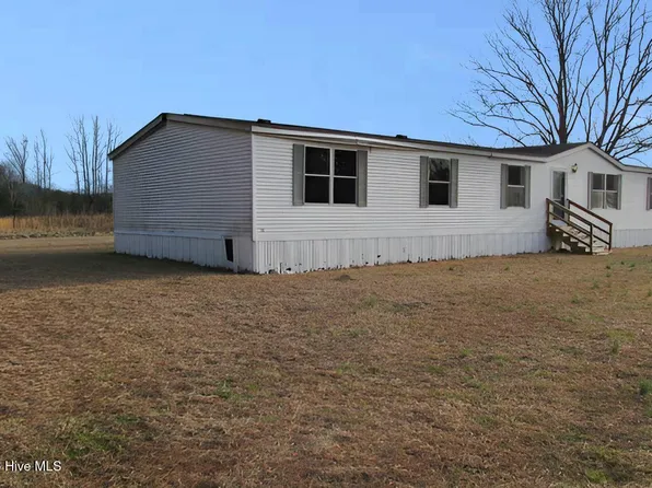 411 Carlonie Drive, Pembroke, NC 28372
