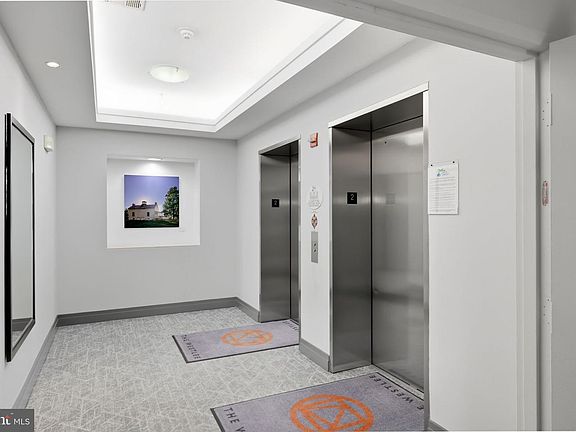 5th image of 2200 N Westmoreland St Unit 202