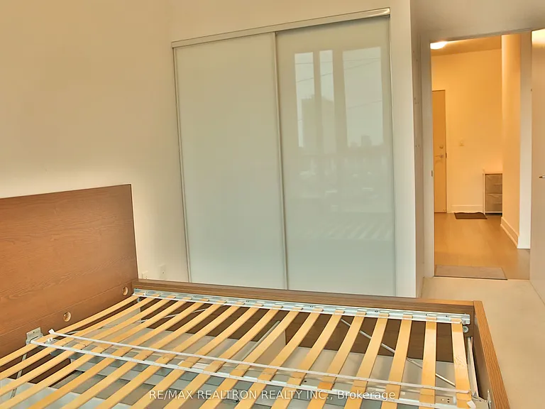 1486 Bathurst St #303 — Photo 10