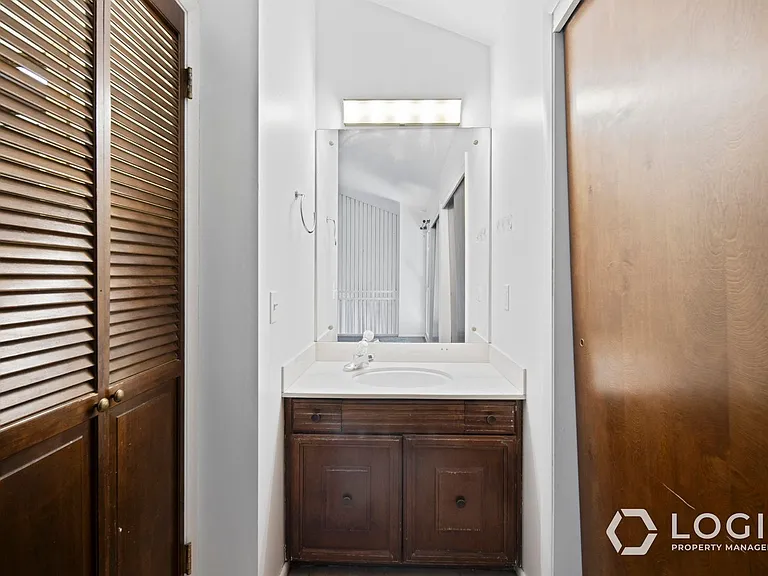 1815 E Woodside Dr #B — Photo 22