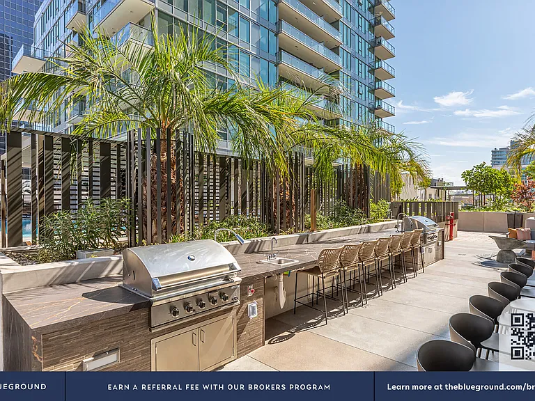 Building's BBQ