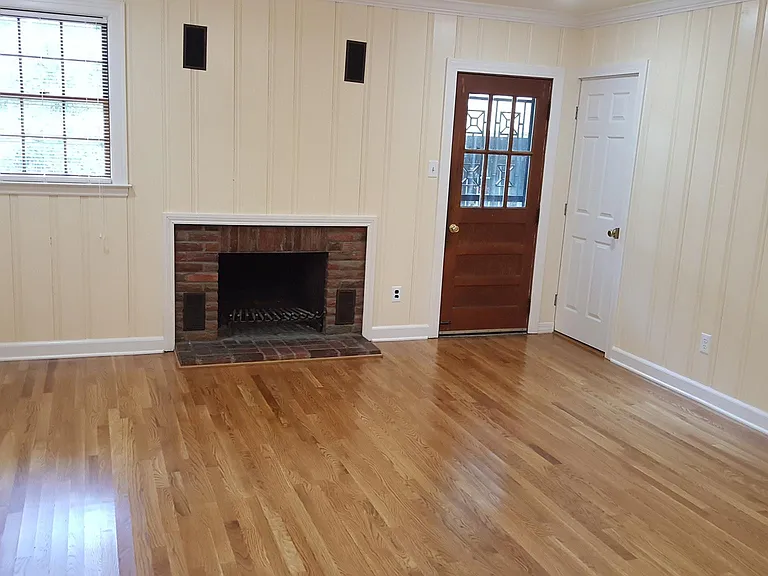 3581 Cowden Ave — Photo 2