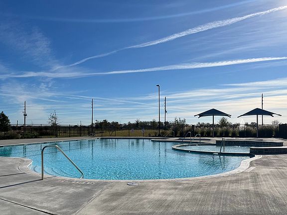 4018 Martin Ridge Drive Elevation Image 4