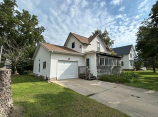 140 2nd St NW, Blooming Prairie, MN 55917