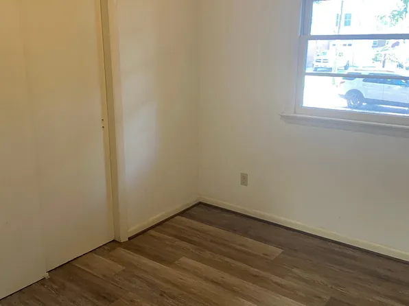 907 Maryland Ave, Virginia Beach, VA 23451