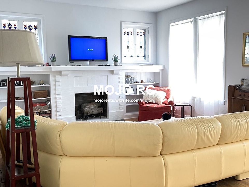 1st image of 3453 N Bosworth Ave #2
