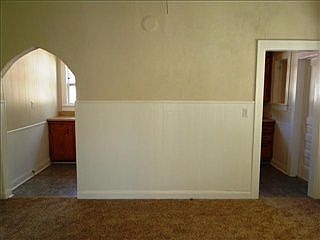 2nd image of 609 N Dorothy Ave