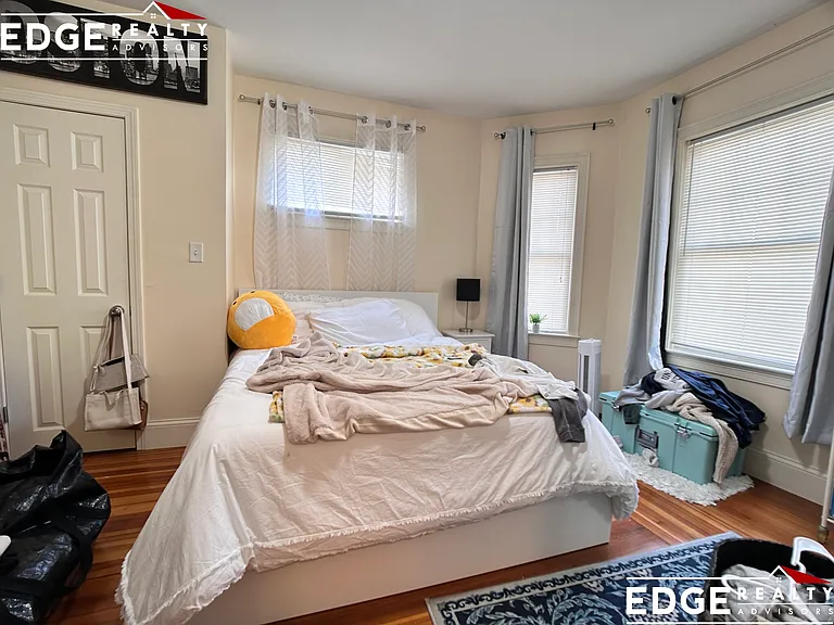 74 Brooks St #1 — Photo 5