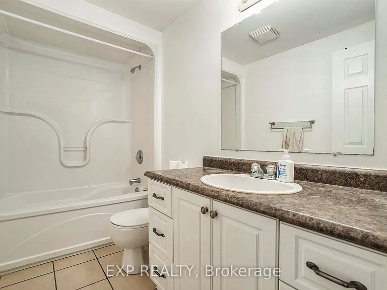 525 Russell Rd #1 — Photo 22