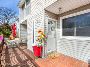 403 Willow Rd E #1, Staten Island, NY 10314